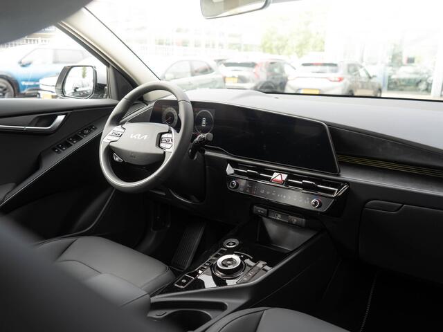 KIA Niro 1.6 GDi Hybrid DynamicLine Op VOORRAAD | Navigatie | Achteruitrijcamera |