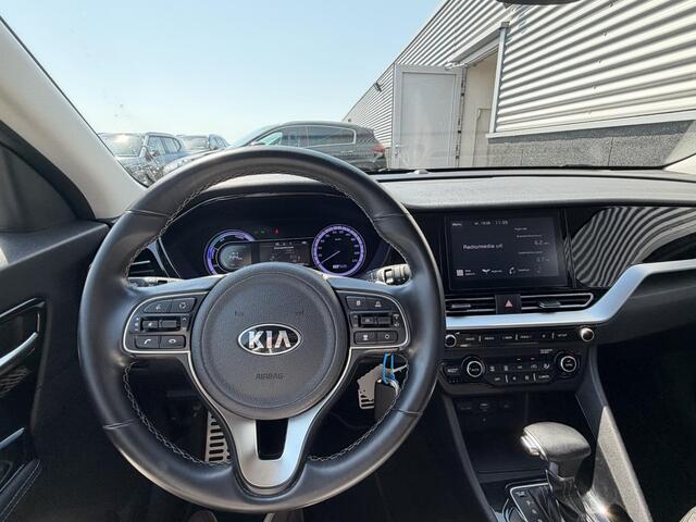 KIA Niro 1.6 GDi Hybrid DynamicLine Apple Carplay en/of Android auto navigatie, Achteruitrijcamera, Privacy glass, Adaptieve cruise control, 18" LMV
