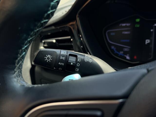 KIA Niro 1.6 GDi PHEV ExecutiveLine | Lederen bekleding | Apple/Android carplay | Camera | Dealeronderhouden