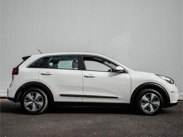 KIA Niro 1.6 GDi PHEV DynamicLine Trekhaak/ Adapt. cruise/ Climate control