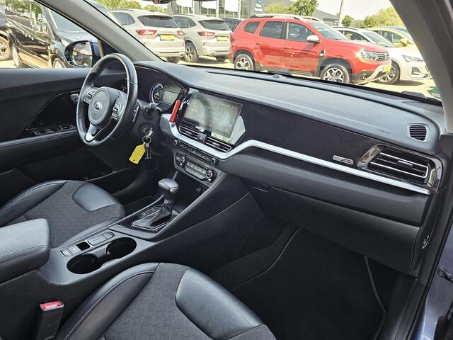 KIA Niro 1.6 GDi Hybrid DynamicLine Perfect onderhouden | Camera | Trekhaak | Half leder | Adaptive cruise control | Navigatie etc.