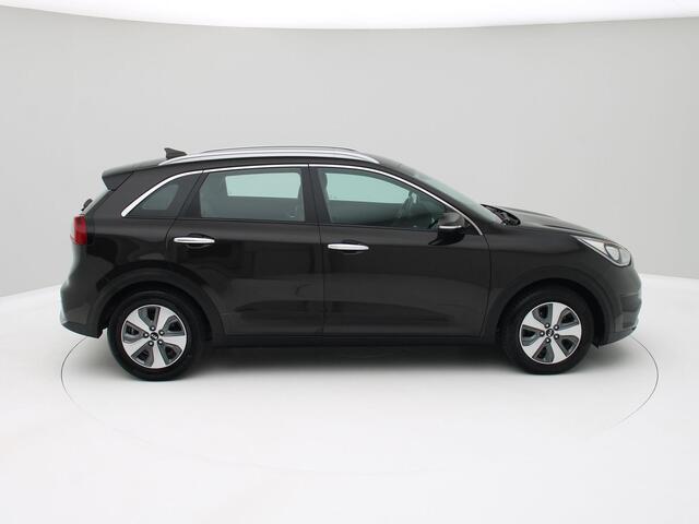KIA Niro 1.6 GDi Hybrid DynamicLine Camera /1/2 Leder/ Trekh.