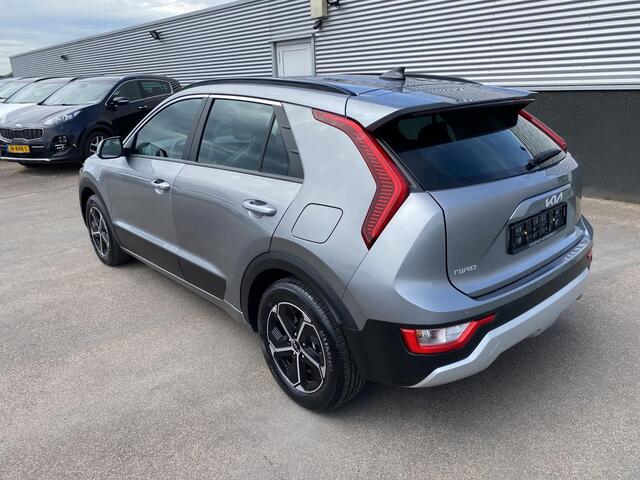 KIA Niro 1.6 GDi Hybrid DynamicLine edition Navigatie, Adaptieve cruise control, Achteruitrijcamera, Smart Key