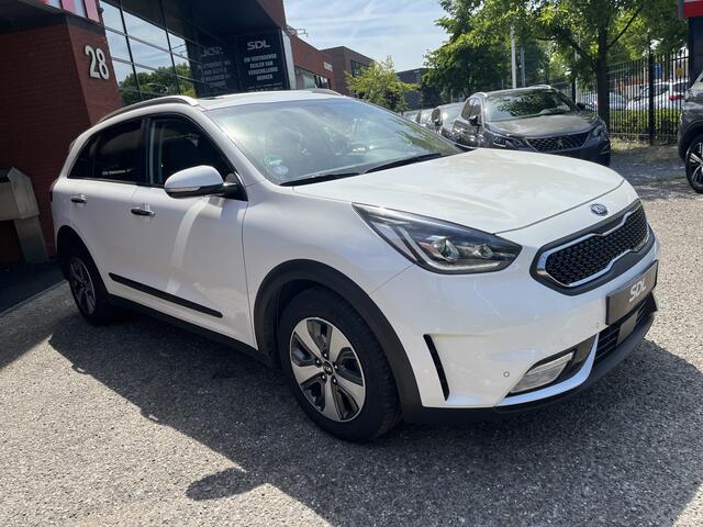 KIA Niro 1.6 GDi Hybrid ExecutiveLine // SCHUIF-KANTELDAK // LEDER // ELEK.STOEL+GEHEUGEN // DODEHOEK // JBL // KEYLESS // STOELVERKOELING-VERWARMING //