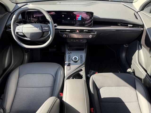KIA Niro 1.6 GDi Hybrid DynamicLine | Direct leverbaar!! | Rijklaarprijs incl. inruilvoordeel!! | Stoel & stuurverwarming | Climate control | Navigatie | Apple Carplay & Android auto |