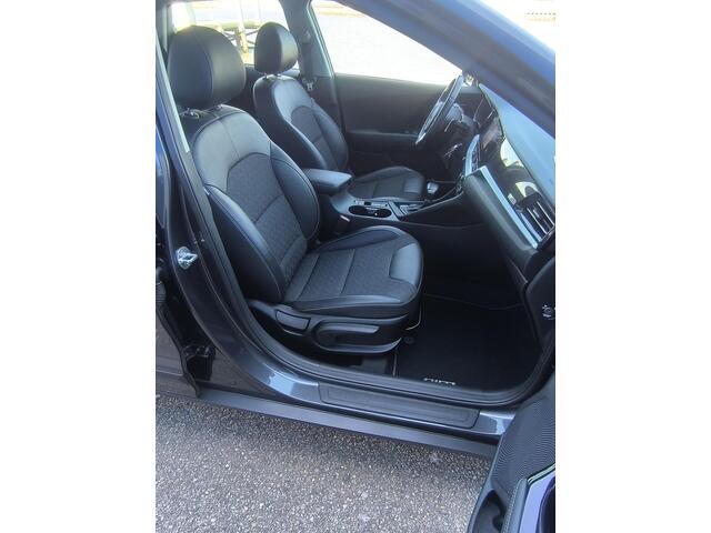 KIA Niro 1.6 GDi Hybrid DynamicLine carplay, adaptive cruise contr, led verlichting, camera, 1e eigenaar