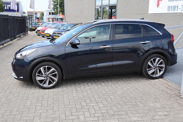 KIA Niro 1.6 GDi Hybrid Design Edition Panoramadak! Apple carplay/Achteruitrijcamera/Stoelverwarming/Stuurverwarming/Lane assist/Cruise control/Parkeersenosren/Climate control