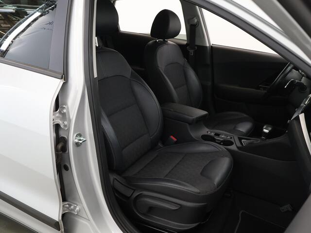 KIA Niro 1.6 GDi Hybrid DynamicPlusLine | Stoel/Stuurwielverwarming | Keyless Go | Cruise Control Adaptief | Dodehoekdetectie | LED Koplampen | 18" Lichtmetalen Velgen |