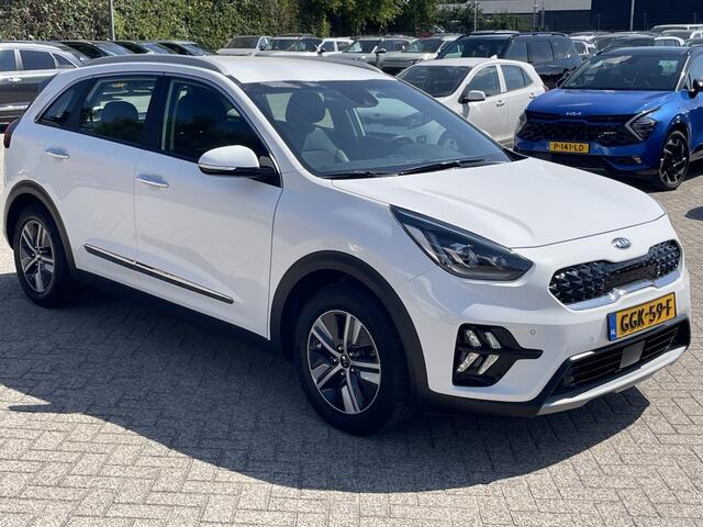 KIA Niro 1.6 GDi PHEV DynamicPlusLine Navigatie - Stoel verwarming - Trekhaak