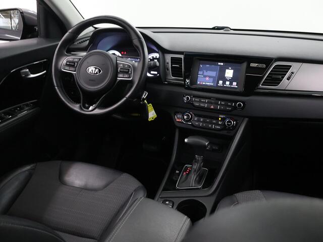 KIA Niro 1.6 GDi Hybrid Edition | Trekhaak | Schuif / Kanteldak | Navigatiesysteem | Parkeercamera | Stoelverwarming | Cruise Control | 18"Lichtmetalen Velgen |