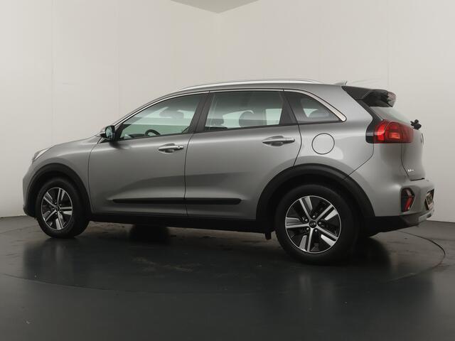 KIA Niro 1.6 GDi Hybrid DynamicLine - Camera - Adaptieve cruisecontrol - Navigatie - AppleCarplay - Android Auto - Fabrieksgarantie tot 01-2027 of 150.000km