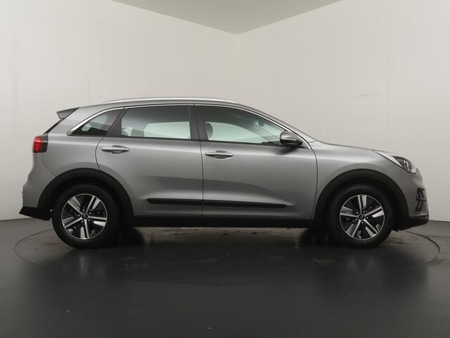 KIA Niro 1.6 GDi Hybrid DynamicLine - Camera - Adaptieve cruisecontrol - Navigatie - AppleCarplay - Android Auto - Fabrieksgarantie tot 01-2027 of 150.000km