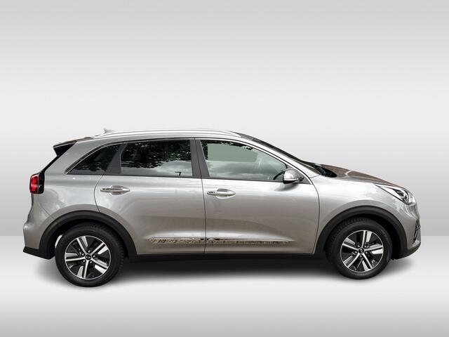 KIA Niro 1.6 GDi PHEV DynamicLine | all season banden | stoel/stuurverwarming | virtual camera | groot navi | applecarplay/android auto |