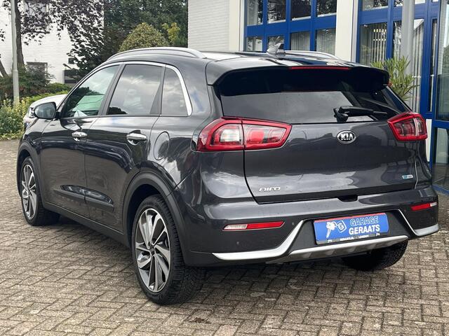 KIA Niro 1.6 GDi Hybrid ExecutiveLine l Elektr. stoel, Leder, Dodehoekherkenning, Adapt. Cruise Control, Camera, Privacy Glass, 18 inch!