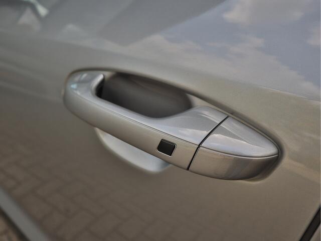 KIA Niro 1.6 GDi Hybrid DynamicLine | Navigatie | Camera | Trekhaak | tot 10 Jaar Garantie |