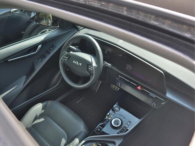 KIA Niro 1.6 GDi PHEV Plug-In-Hybrid ExecutiveLine | Navigatie |Stoelverwarming/Ventilatie | Schuif/Kantel dak | Trekhaak | ALL-Season banden |