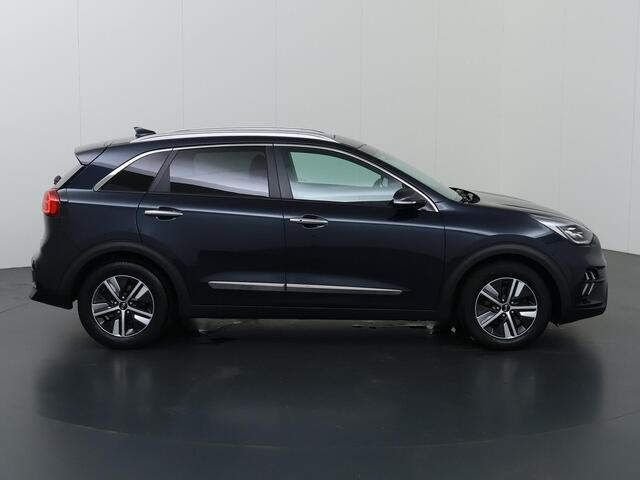 KIA Niro 1.6 GDi PHEV ExecutiveLine | Schuif/Kanteldak | Lederen Interieur | Navigatie | Camera | DAB | Apple CarPlay/Android Auto | Stoel/stuurverwarming | Stoelkoeling | Adaptieve Cruise Control | Ele.verstelbare stoel + geheugen | JBL Audio |