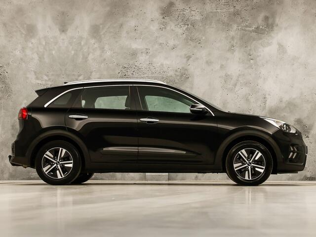 KIA Niro 1.6 GDi Hybrid DynamicLine 141Pk Automaat (APPLE CARPLAY, GROOT NAVI, CAMERA, TREKHAAK, SPORTSTOELEN, ADAPTIVE CRUISE, LANE ASSIST, NIEUWE APK, NIEUWSTAAT)