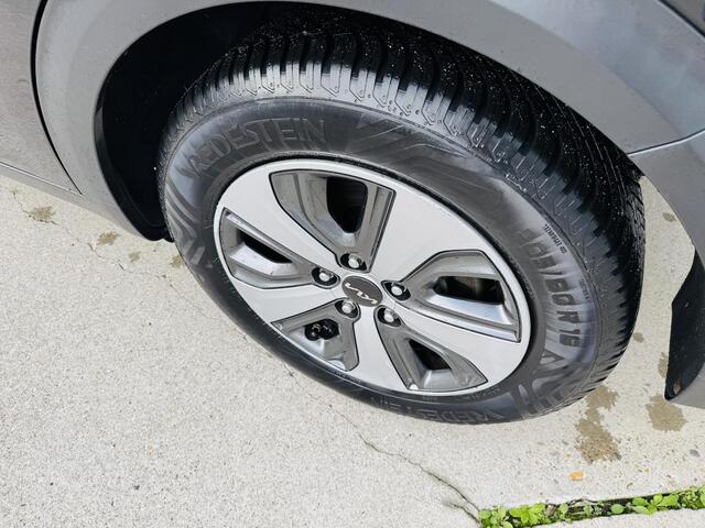 KIA Niro 1.6 GDi Hybrid DynamicLine Trekhaak | Clima | Cruise | Navi | Camera