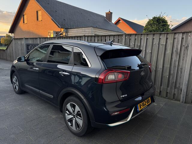 KIA Niro 1.6 GDi PHEV DynamicPlusLine Navi Leder Carplay Camera Stuur en StoelVerwaming DAB Clima Pdc