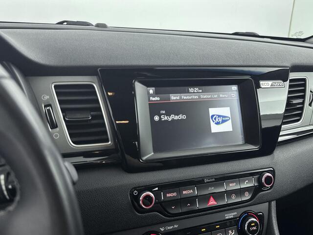 KIA Niro 1.6 GDi 140Pk Hybrid First Edition | Apple Carplay/Android Auto | Cruise Control | Parkeersensoren & Achteruitrijcamera | Climate Control | Lichtmetalen Velgen | Navigatie |