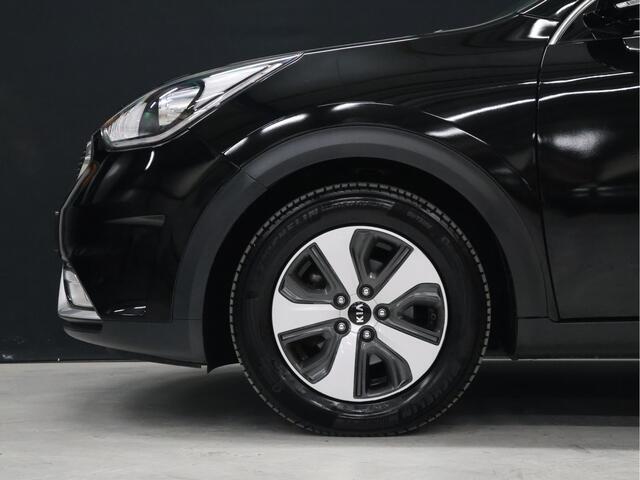 KIA Niro 1.6 GDi Hybrid DynamicLine [APPLE CARPLAY, ANDROID, CRUISE CONTROL, CAMERA, CLIMATE CONTROL, NAVIGATIE, BLUETOOTH, HALF LEDER, RADIO, NIEUWSTAAT]
