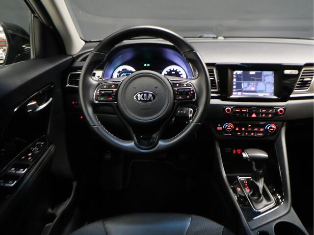 KIA Niro 1.6 GDi Hybrid DynamicLine [APPLE CARPLAY, ANDROID, CRUISE CONTROL, CAMERA, CLIMATE CONTROL, NAVIGATIE, BLUETOOTH, HALF LEDER, RADIO, NIEUWSTAAT]