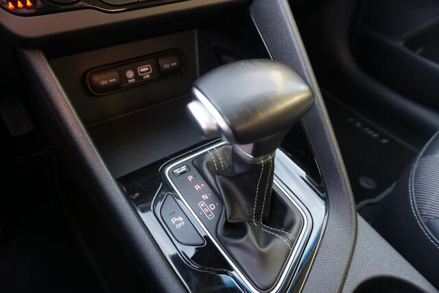 KIA Niro 1.6 GDi Hybrid DynamicLine | CAMERA | TREKHAAK | WIT METALLIC |
