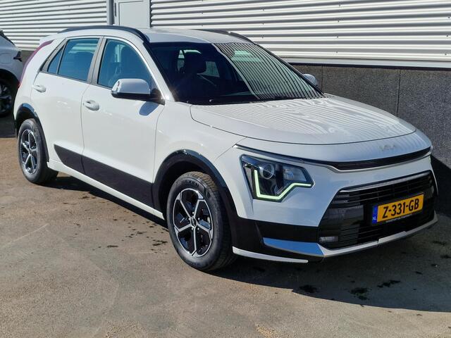 KIA Niro 1.6 GDi Hybrid DynamicLine 1e eign. Nederlandse auto, Navigatie, Achteruitrijcamera, Parkeersensoren voor + achter, Climate control