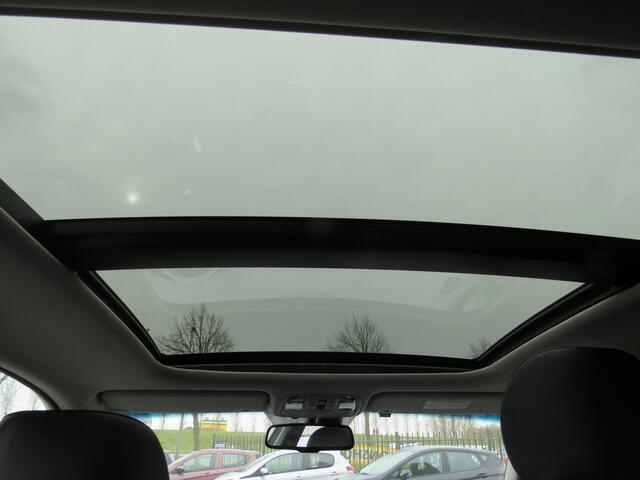 KIA OPTIMA 1.7 CRDi DynamicLine| 140-PK| Euro-6| Parelmoer metallic lak| | Clima-Airco | Navigatie | Parkeersensoren | Incl. BOVAG Garantie |