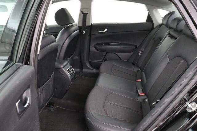 KIA OPTIMA 1.6 T-GDI DynamicPlusLine | Panoramadak | Harman/Kardon | Stoelverwarming | Carplay | Camera | Half leder | Stuurverwarming | Navigatie