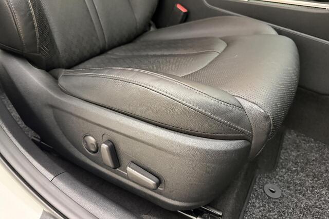 KIA OPTIMA Sportswagon 2.0 GDI PHEV ExecutiveLine | Adaptive Cruise Control | Leder | Keyless | Stoelverwarming | Stoelventilatie | Memory | Verwarmd stuurwiel | Trekhaak | Camera | Navigatie | Climate Control