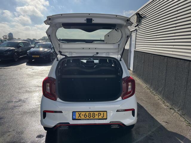 KIA PICANTO 1.0 DPi GT-Line Navigatie, Lederen bekleding, ALL-season banden, Parkeersensoren, zeer nette auto welke nieuwe geleverd door Kooijman is. BTW-auto