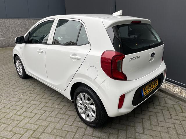 KIA PICANTO 1.0 MPi DynamicPlusLine Climate control - Cruise control - Navi - A-uitrijcamera - MF-lederen stuurwiel - Ramen E-voor en achter - Apple CP/Android auto - A-bank in delen neerklapbaar