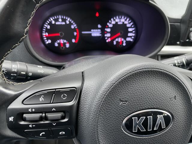 KIA PICANTO 1.0 MPi DynamicPlusLine Climate control - Cruise control - Navi - A-uitrijcamera - MF-lederen stuurwiel - Ramen E-voor en achter - Apple CP/Android auto - A-bank in delen neerklapbaar
