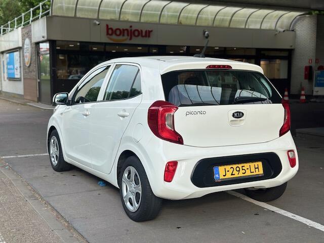 KIA PICANTO 1.0 DPi ComfortLine 5p Bluetooth | Elektrische ramen voor | Start/stop systeem | zwarte glans (piano)lak interieur afwerking