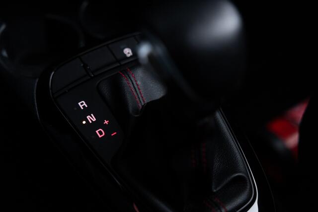 KIA PICANTO GT Line aut. | LEDER | APPLE CARPLAY | CAMERA | NAVI |
