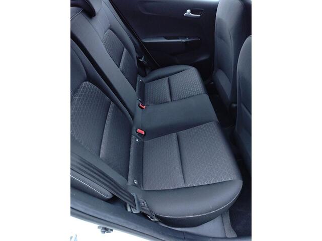 KIA PICANTO 1.0 DPi DynamicLine Camera, Android auto, lichtmetaal, navigatie
