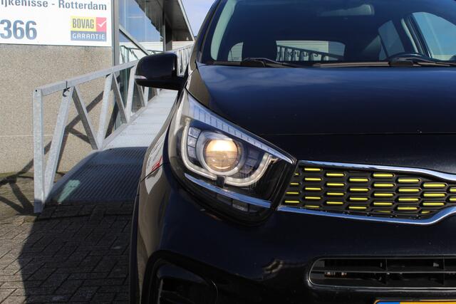 KIA PICANTO 1.0 T-GDI X-Line Dealeronderhouden/1ste Eigenaar/Navigatie/Achteruitrijcamera/Apple carplay/Bluetooth/Stoelverwarming/Stuurverwarming/Climate control/Keyless/Elektrische ramen/Elektrisch verstelbare spiegels/Lichtmetalen velgen/LED.