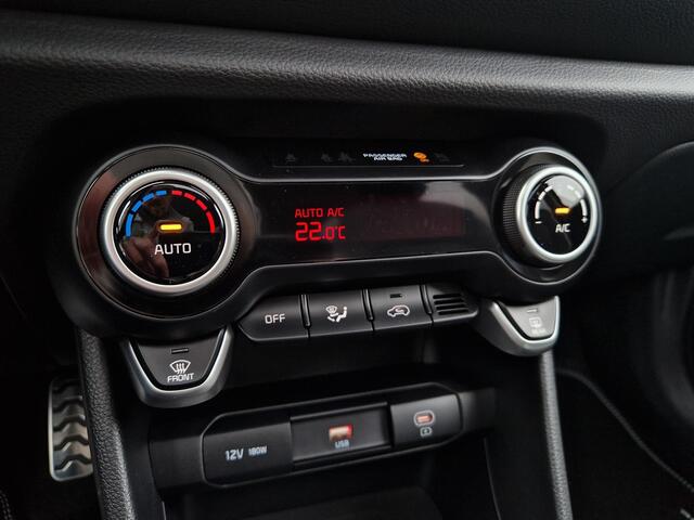 KIA PICANTO 1.0 DPI GT-Line | Open Dak | BSD | Camera | Stoelverwarming | LED |