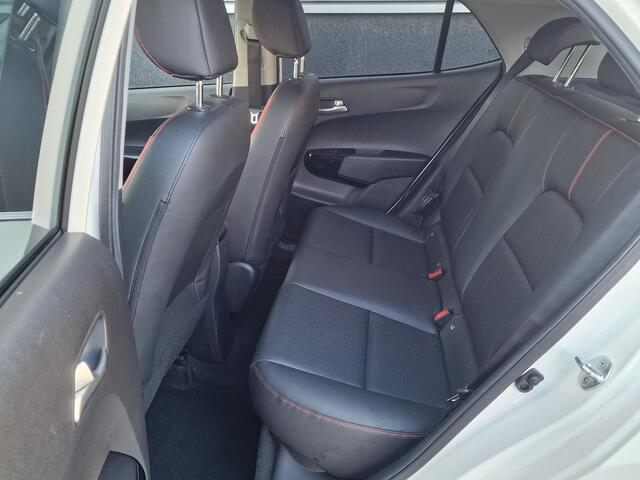 KIA PICANTO 1.0 DPi GT-Line Navigatie, Lederen bekleding, Parkeersensoren, Achteruitrijcamera, Nieuw geleverd, 1e eign. Dealeronderhouden, Lederen bekleding, BTW-auto, LMV, Smart Key