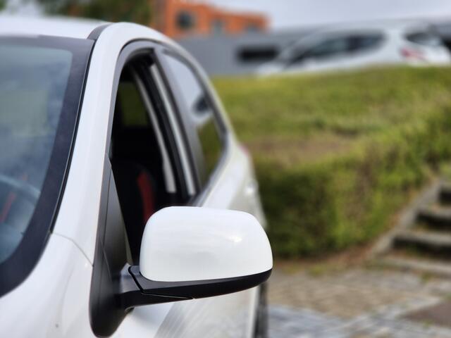 KIA PICANTO 1.0 MPi GT-Line Edition | Navigatie | Parkeercamera | Airco | Le