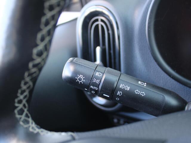 KIA PICANTO 1.0 CVVT First Edition | Clima | Navi | Cruise | Camera | 15" LM | Carplay |