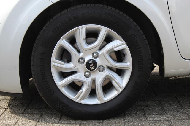 KIA PICANTO 1.0 MPi DynamicPlusLine 1e Eigenaar!!/Navigatie/Achteruitrijcamera/Apple carplay/Cruise control/Multifunctioneel stuurwiel/Spraak bediening/Bluetooth/Lichtmetalen velgen/Elektrisch verstelbare spiegels/Elektrische ramen.