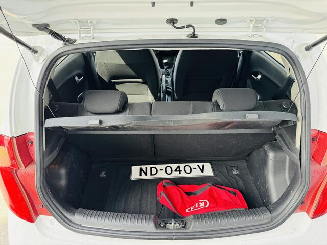 KIA PICANTO 1.0 ComfortPlusLine Navigator Clima | Cruise | Camera | Draaghaak tbv fietsendrager | Privacyglass