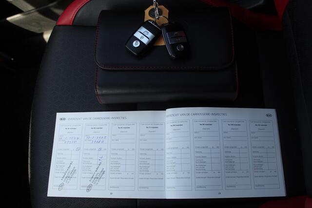 KIA PICANTO 1.0 DPi GT-Line Navigatie/Achteruitrijcamera/Apple carplay/Climate control/Cruise control/Keyless/LED koplampen/DAB/Multifunctioneel stuurwiel/Spraakbediening/15'' Lichtmetalen velgen/Elektrisch inklapbare spiegels.