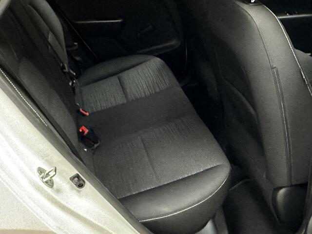 KIA PICANTO 1.0 CVVT EconomyLine/ Airco/ C.V. Afstand/ Elek. pakket/ Isofix/ Bluetooth/ Diml. Auto/ Multi. Stuur/ Dagrijverl./ Getint glas.