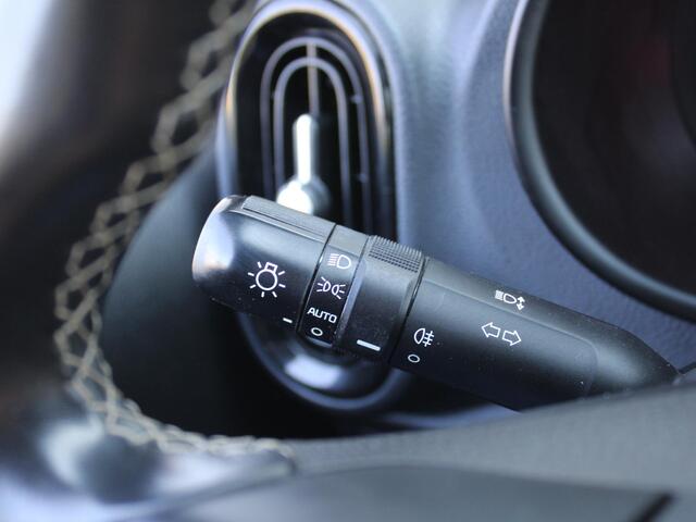KIA PICANTO 1.0 MPi DynamicLine | Camera | Cruise | Navi | Airco | 14" LM | Carplay |