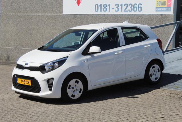 KIA PICANTO 1.0 MPi ComfortPlusLine Airco/Apple carplay/Achteruitrijcamera/Multifunctioneel stuurwiel/Spraakbediening/Trekhaak/Elektrische ramen/Elektrisch verstelbare spiegels.