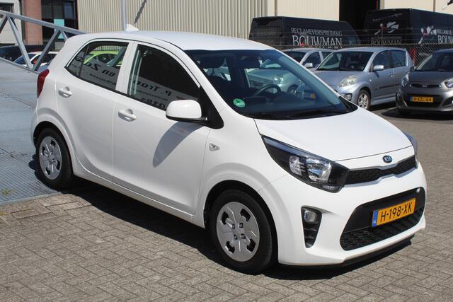 KIA PICANTO 1.0 MPi ComfortPlusLine Airco/Apple carplay/Achteruitrijcamera/Multifunctioneel stuurwiel/Spraakbediening/Trekhaak/Elektrische ramen/Elektrisch verstelbare spiegels.
